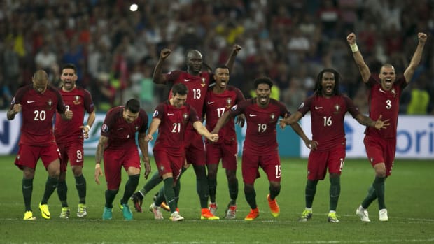 portugal-wins-penalties.jpg